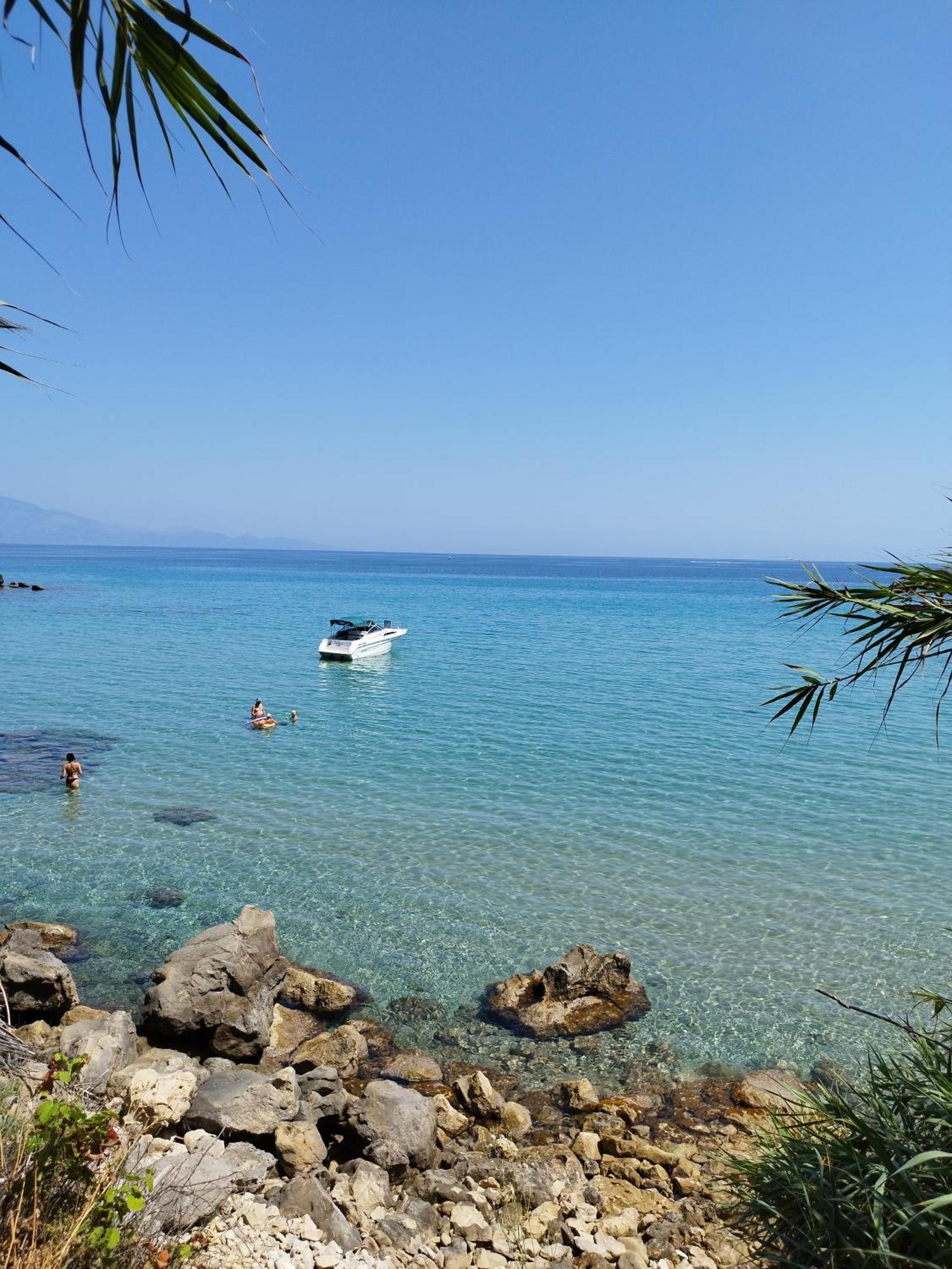 Villa Agia Aikaterini Amoudi Ngoại thất bức ảnh