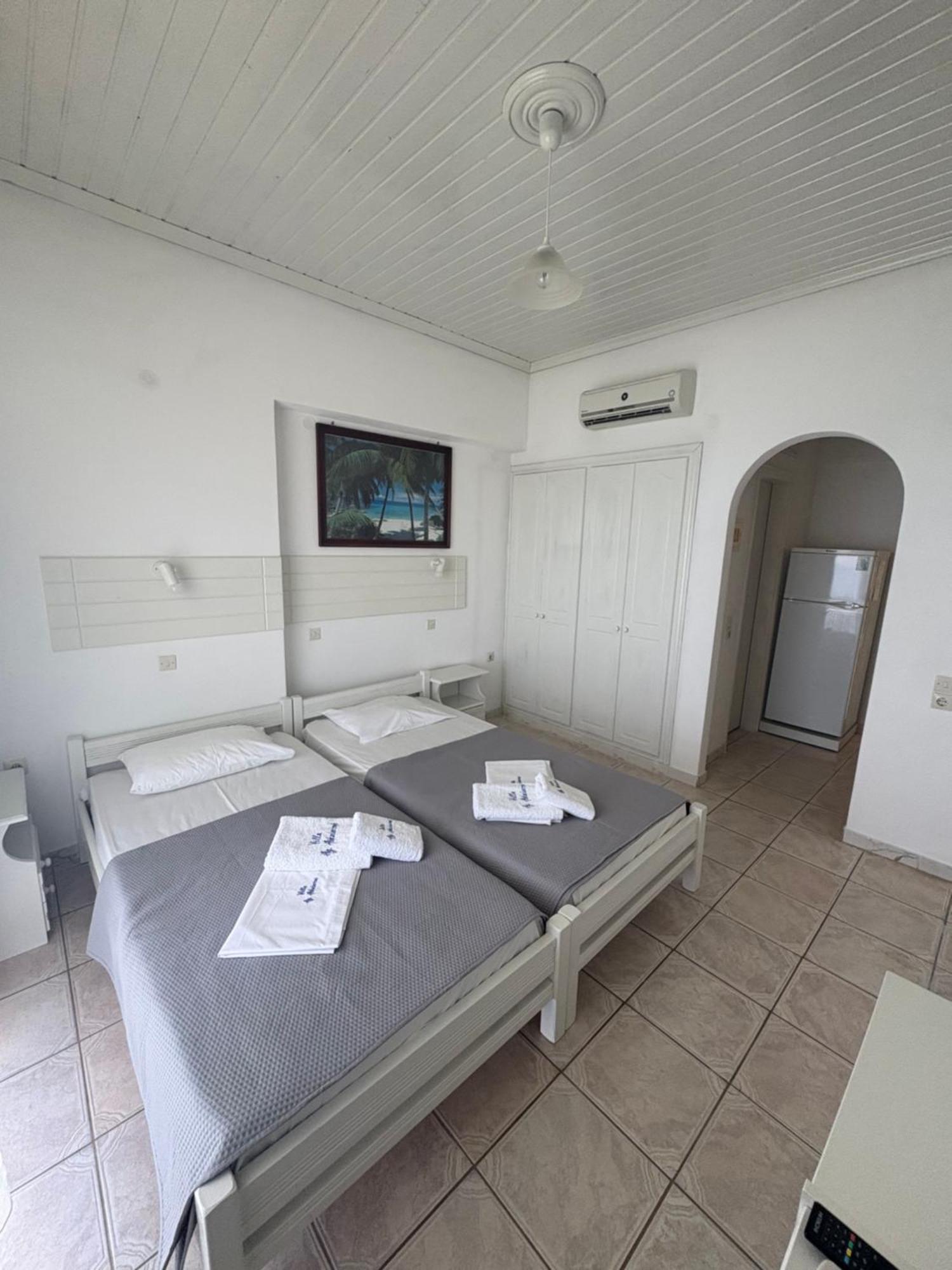 Villa Agia Aikaterini Amoudi Ngoại thất bức ảnh